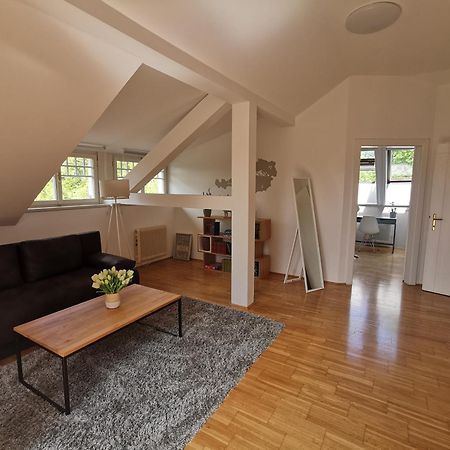 Moderne Dachgeschosswohnung Zentral By Seebnb Фельден-ам-Вёртер-Зе Экстерьер фото