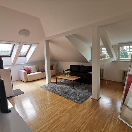 Moderne Dachgeschosswohnung Zentral By Seebnb Фельден-ам-Вёртер-Зе Экстерьер фото