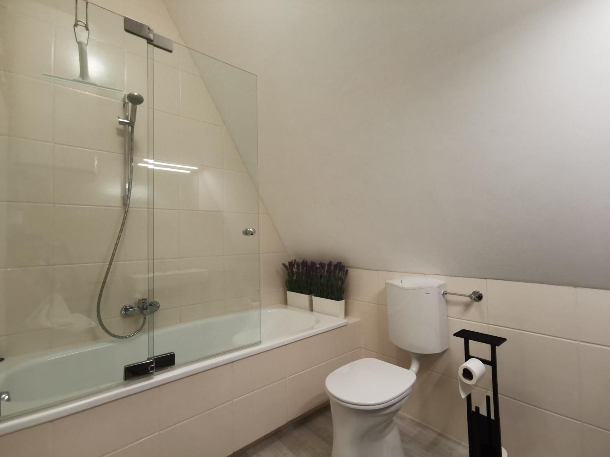 Moderne Dachgeschosswohnung Zentral By Seebnb Фельден-ам-Вёртер-Зе Экстерьер фото